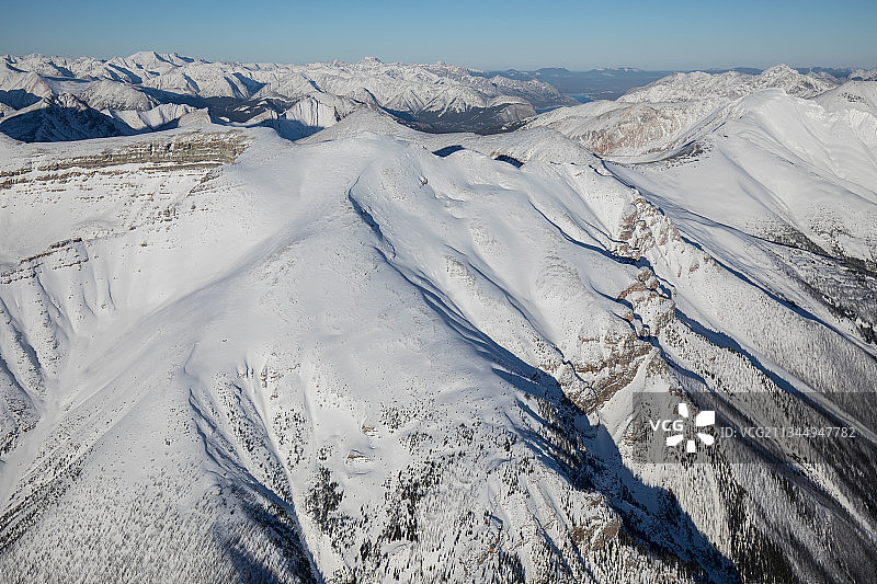 冬季的雪山图片素材