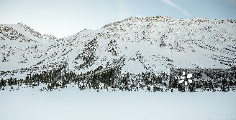 冬季的雪山图片素材