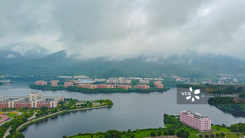 航拍泉州市洛江区马甲镇仰恩大学校园风景图片素材