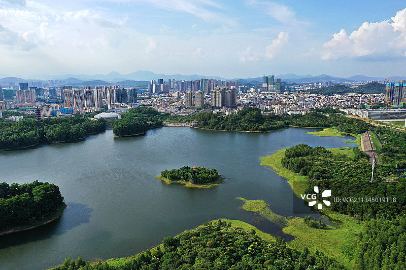 广东省深圳市坪山区大山陂水库天峦湖花园航拍图片素材
