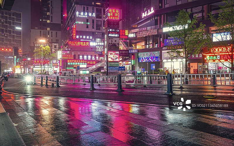 赛博朋克 城市夜景 霓虹灯图片素材