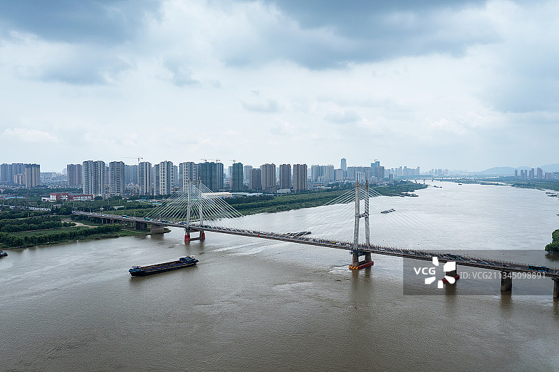 安徽蚌埠市解放路淮河大桥图片素材