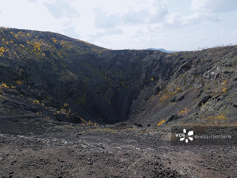 老黑山火山口图片素材