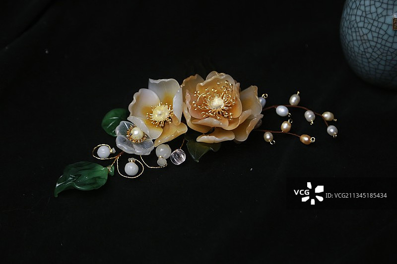 中国古代古风料器花发簪图片素材