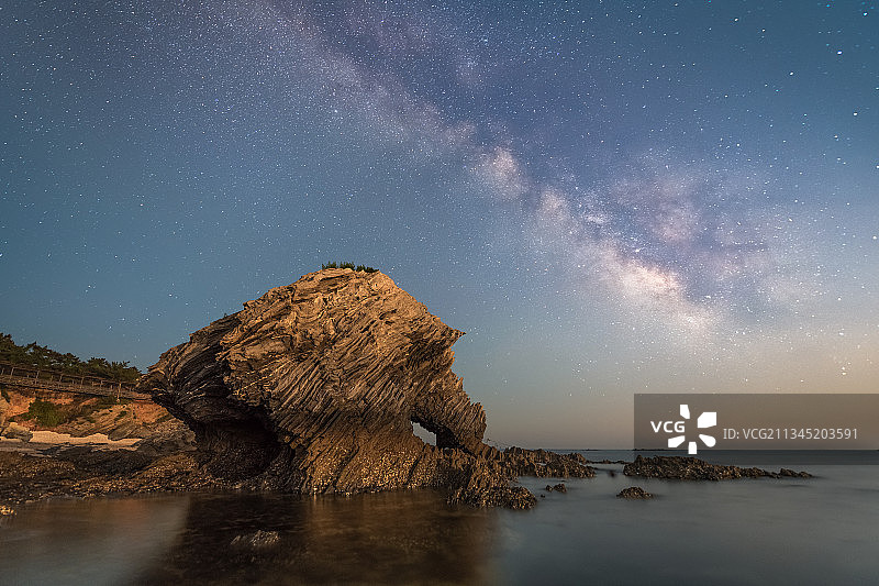 地质公园银河（3）— 刺猬石图片素材