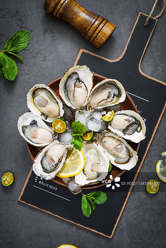 冷餐生蚝刺身海鲜图片素材