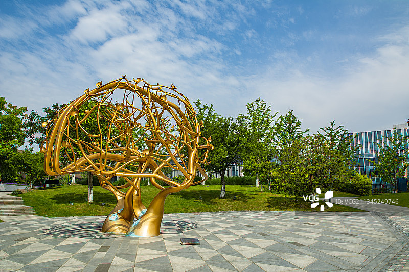 杭州临平 临平新城 艺尚小镇 东湖公园 雕塑图片素材