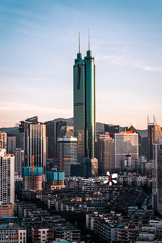城与村 深圳罗湖地王大厦及周边城中村图片素材