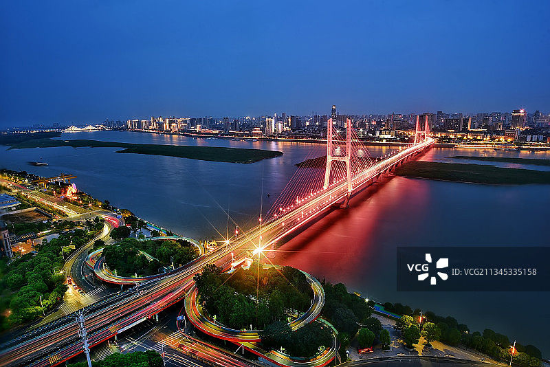 南昌八一大桥夜景图片素材