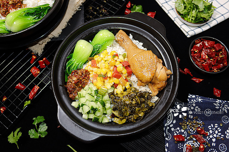 砂锅鸡腿饭图片素材