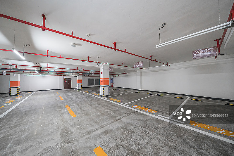 室内停车场图片素材