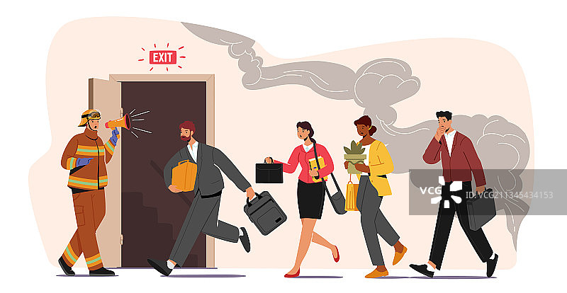 消防员用扩音器宣布火灾紧急情况图片素材