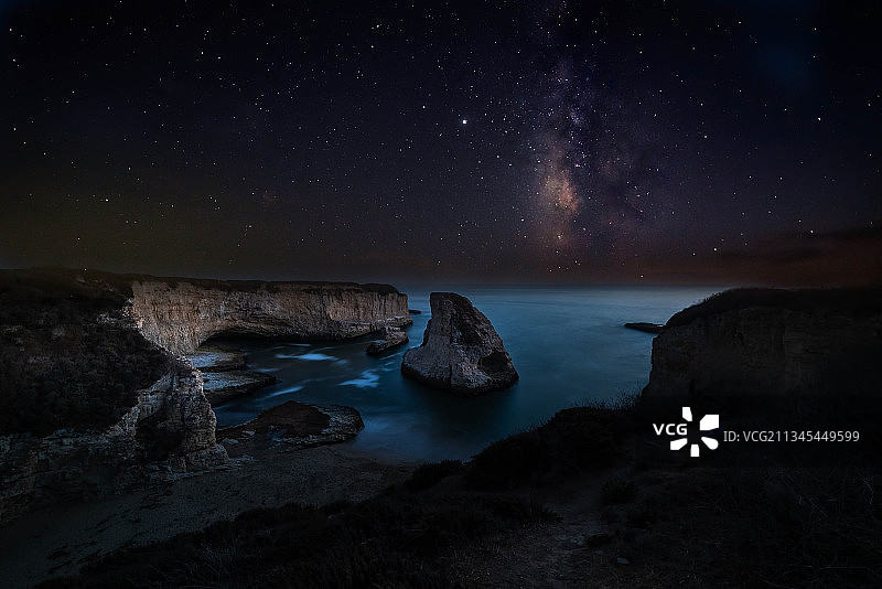 加利福尼亚州达文波特的夜空海景，美国图片素材