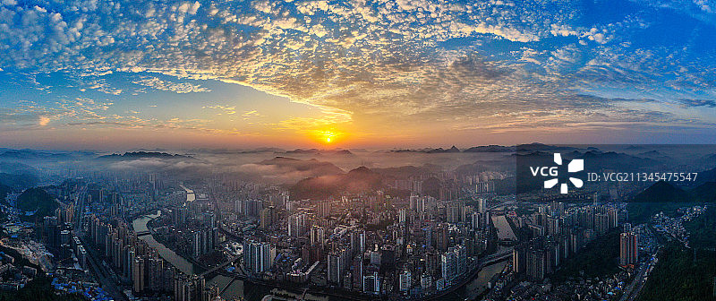 贵州南大门都匀享誉"桥梁博物馆"，游客向往和打卡城市图片素材