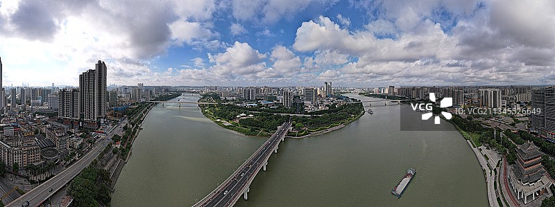 广西南宁邕江阁楼图片素材