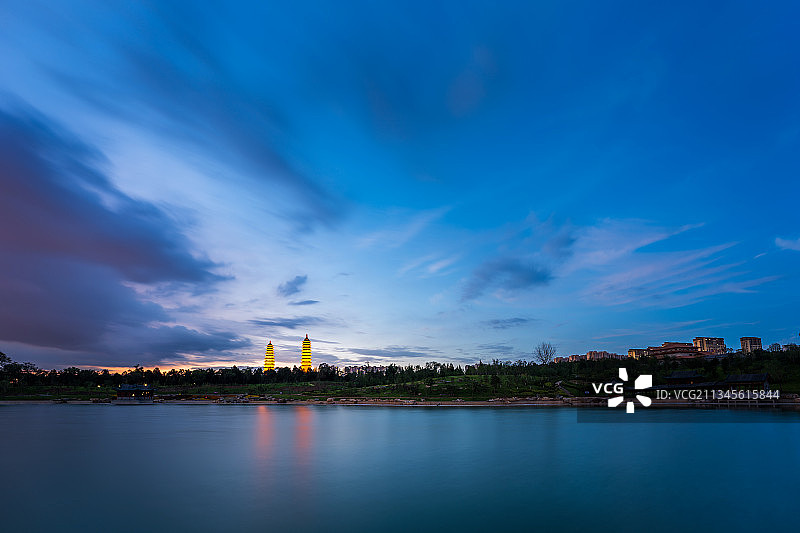 双塔,僧院,太原,双峰塔,永祚寺,夜景图片素材