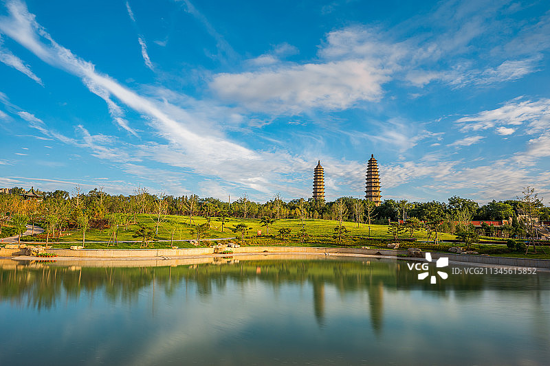 双塔,僧院,太原,双峰塔,永祚寺图片素材