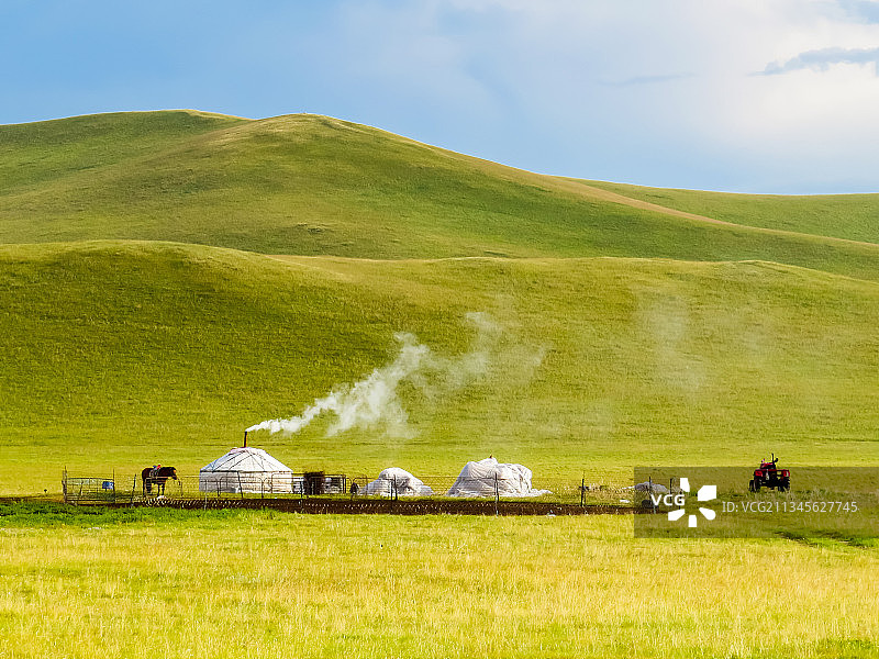 最美草原锡林郭勒大草原 、草原下的炊烟、蒙古人家图片素材