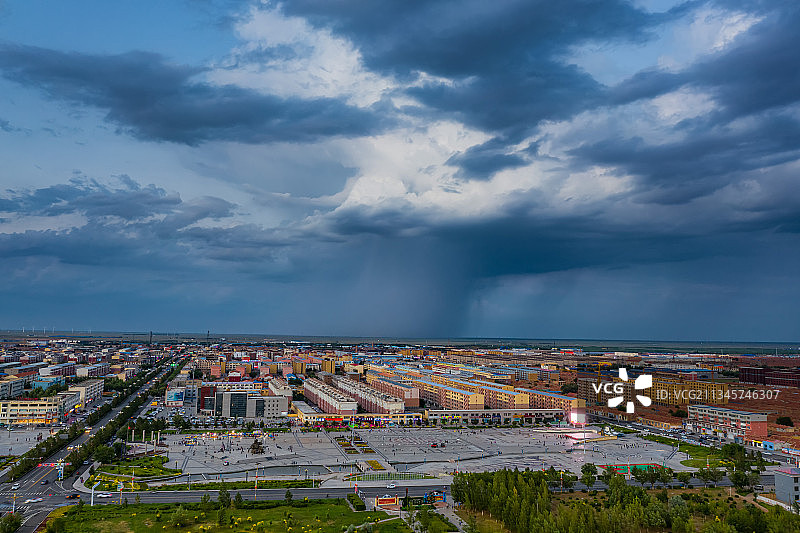 航拍锡林郭勒苏尼特右旗赛汗塔拉风光图片素材