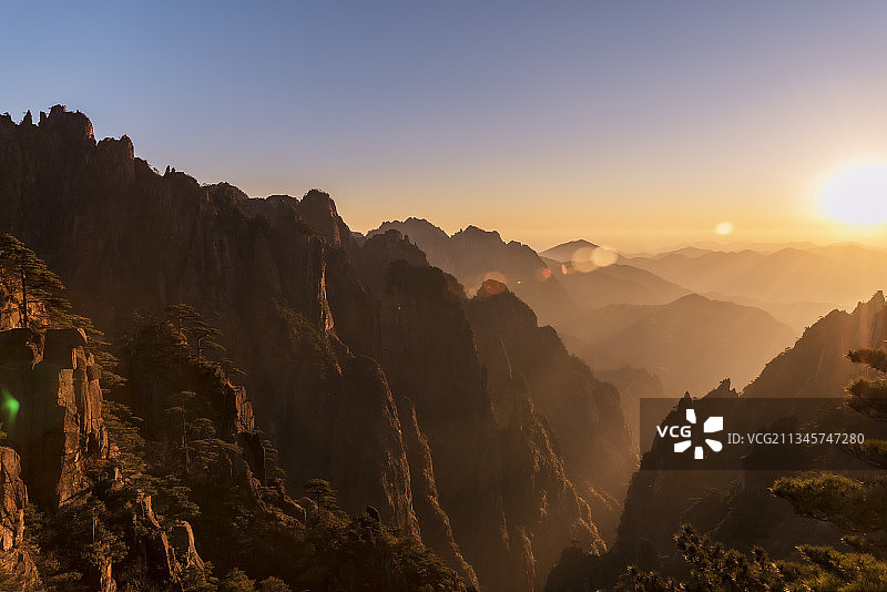 排云亭日落图片素材