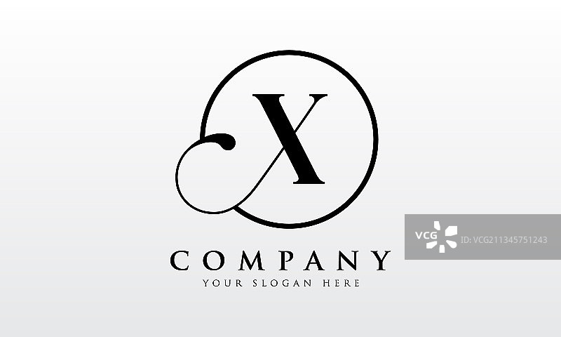 白色背景上的黑色字母X图片素材