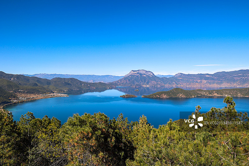 泸沽湖全景图片素材