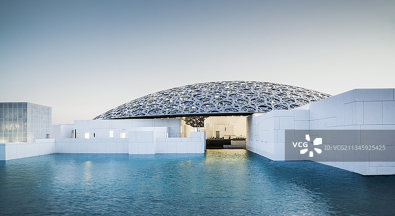 卢浮宫,阿布扎比,阿拉伯联合酋长国,全景图片素材