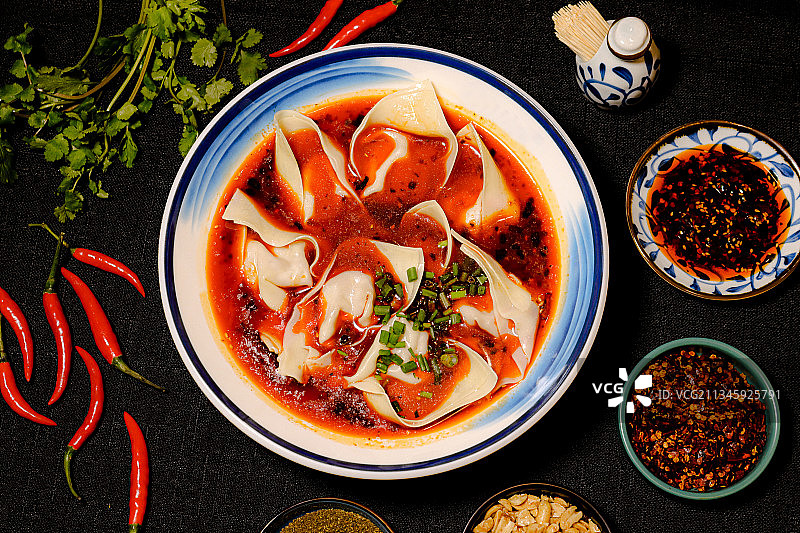 红汤抄手图片素材