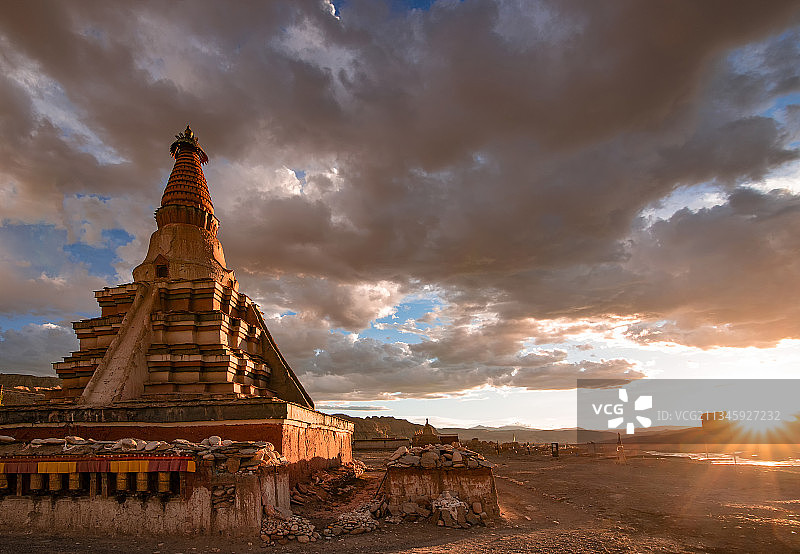 札达托林寺图片素材