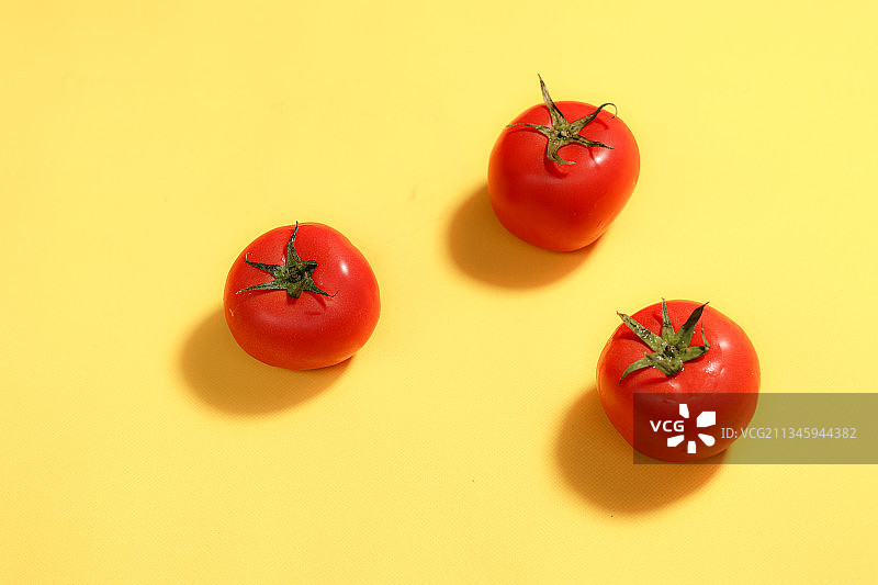 创意番茄摆拍图片素材