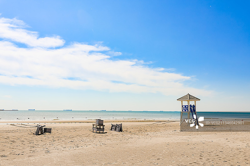 河北省秦皇岛市北戴河海边的瞭望台图片素材