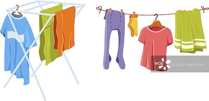 成人和婴儿服装晾晒图片素材