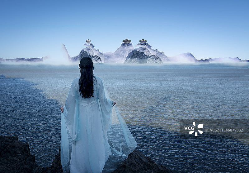 蓬莱仙境  美女 背影 中国风 海洋 古装图片素材