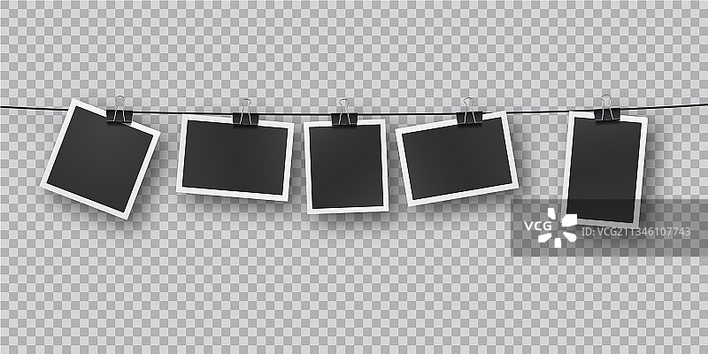 悬挂在金属上的逼真风格复古照片模板图片素材