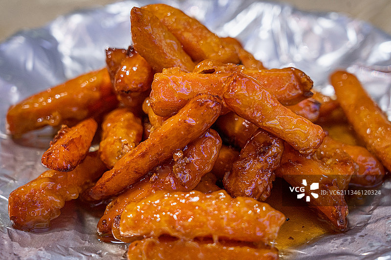 传统名菜美食小吃拔丝地瓜图片素材