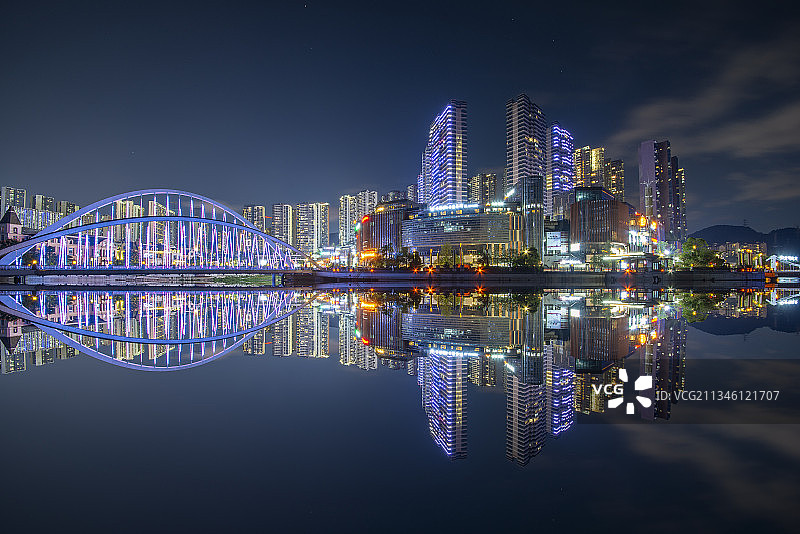 贵阳市云岩区未来方舟夜景全景图片素材