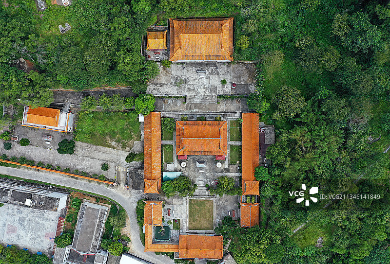 广东省河源市紫金县紫金观和天主堂航拍图片素材