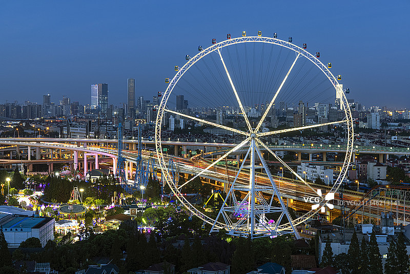 上海锦江乐园摩天轮图片素材