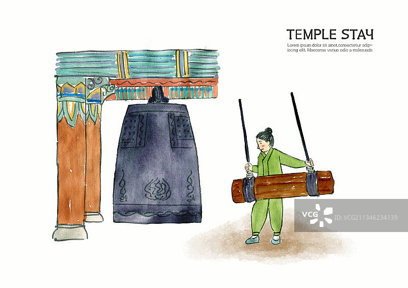 女子在寺庙里敲钟图片素材