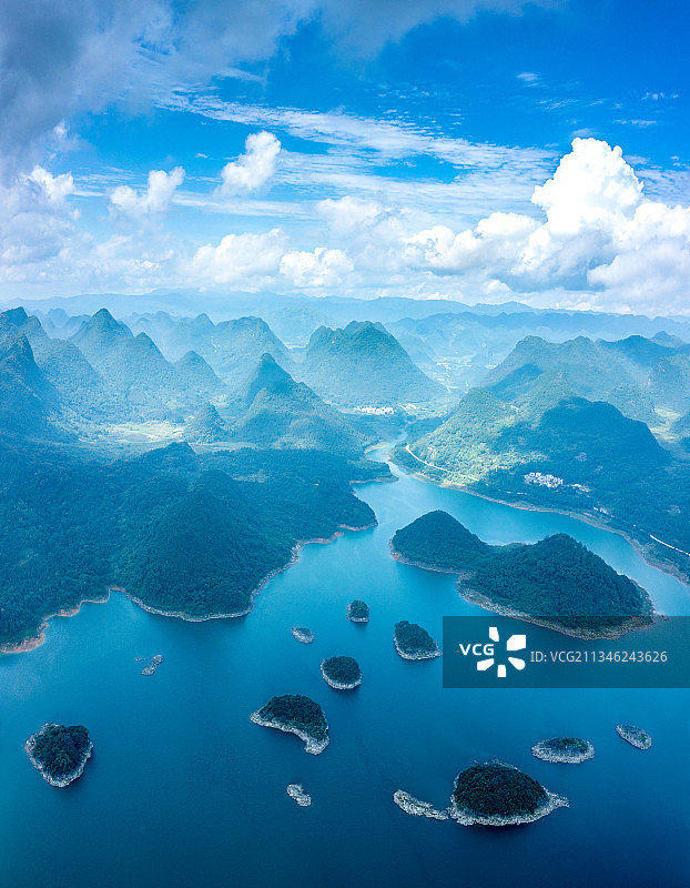 航拍桃花湖山水图片素材