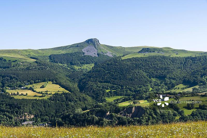 多姆山奥弗涅火山地区自然公园的景色，法国图片素材