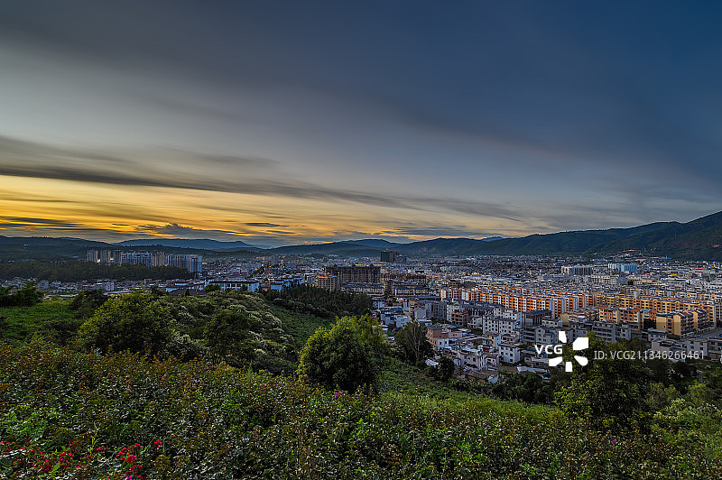 云南省红河州石屏县县城风光图片素材