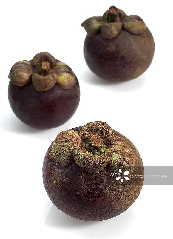 白色背景上的山竹果图片素材