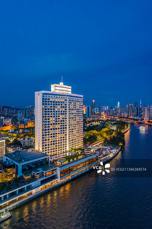 中国广东省广州市荔湾沙面白天鹅宾馆图片素材