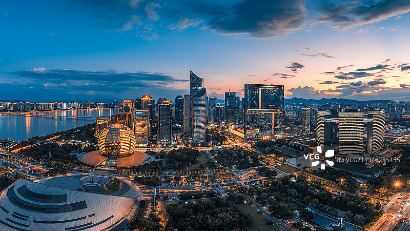 杭州钱江新城城市夜景图片素材