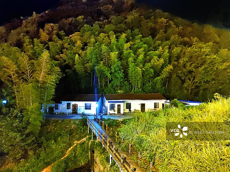 秋夜 竹海 人家图片素材