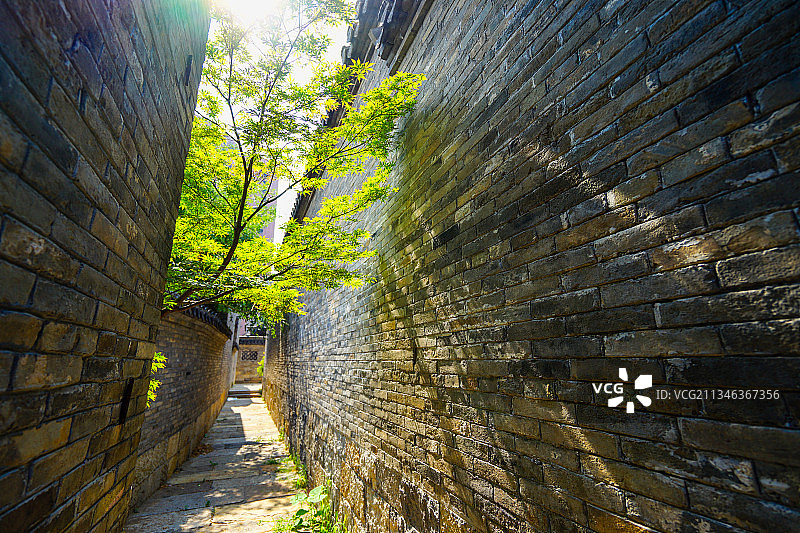 窄巷+江苏省徐州市云龙区回龙窝古建筑群图片素材