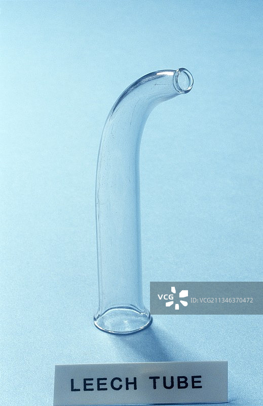 19世纪的玻璃水蛭管图片素材