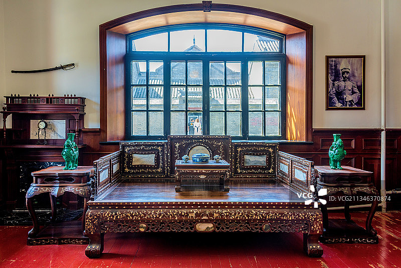 中国辽宁沈阳张氏帅府小青楼客厅图片素材