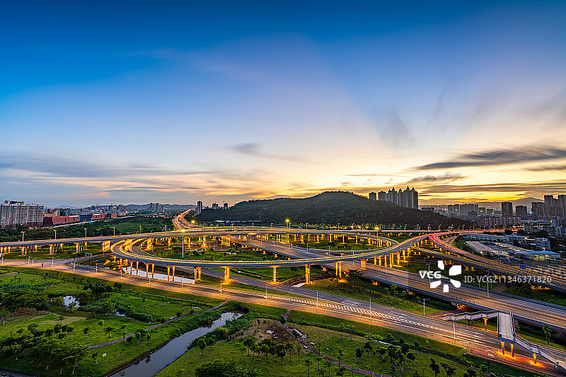 广东省珠海市金湾立交桥城市风光晚霞夜景图片素材